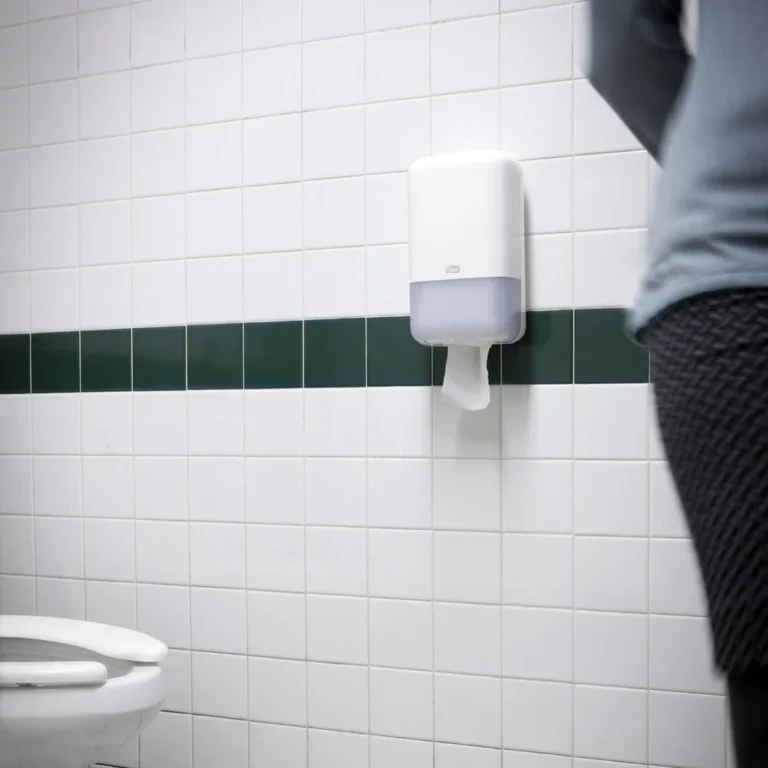 Dispenser TORK toalettpapir ark T3 hvit - Bilde 3