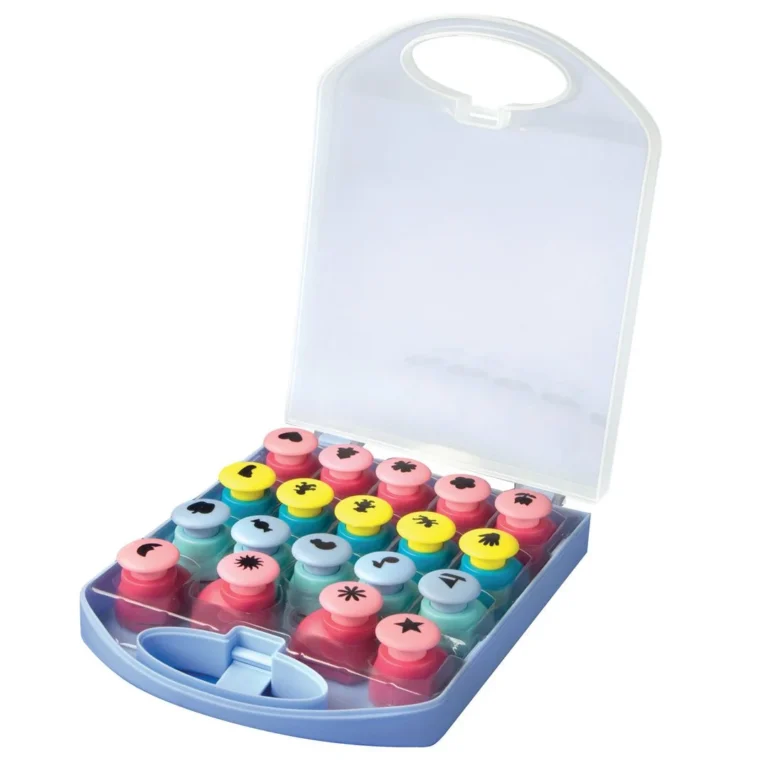 Stansesett PLAYBOX div figurer (19)