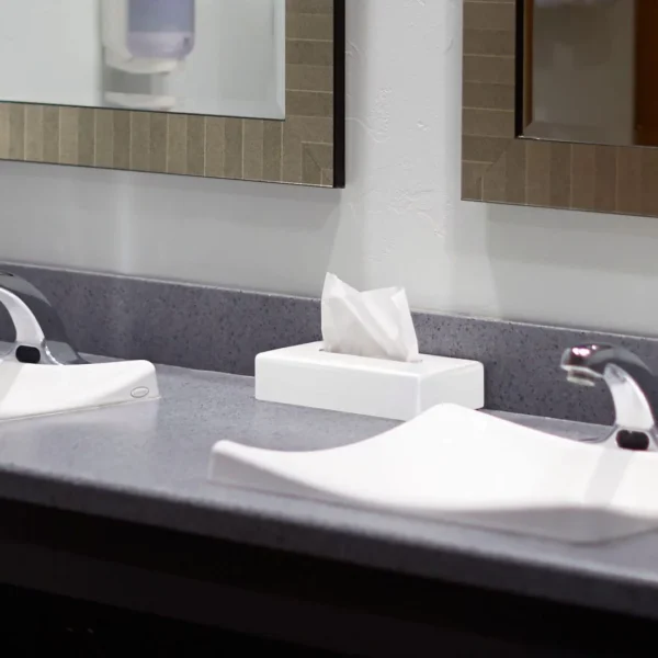 Dispenser TORK ansiktsserviett F1 hvit