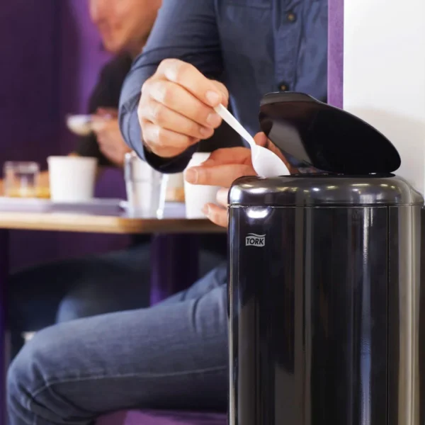 Avfallsbeholder TORK hygiene 5L B3 sort