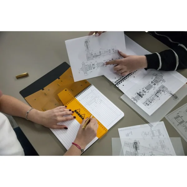 Spiralbok RHODIA Active A4+ PP rutet sor