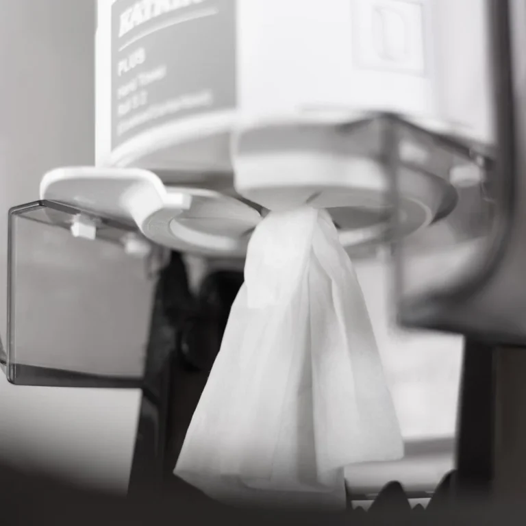 Dispenser KATRIN Centerbox M sort - Bilde 3