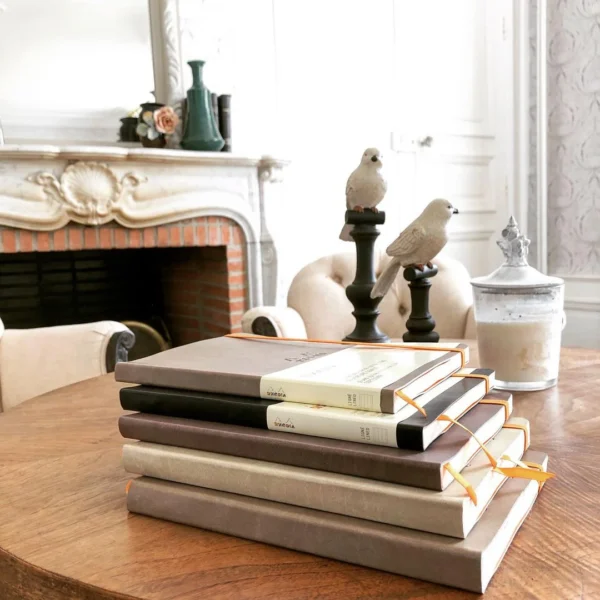 Notatbok RHODIA A5 90g linjert black