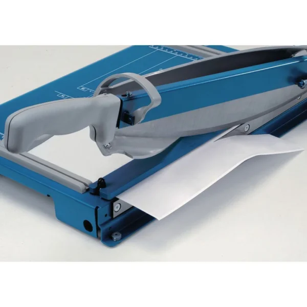 Skjæremaskin DAHLE 561 A4 giljotin