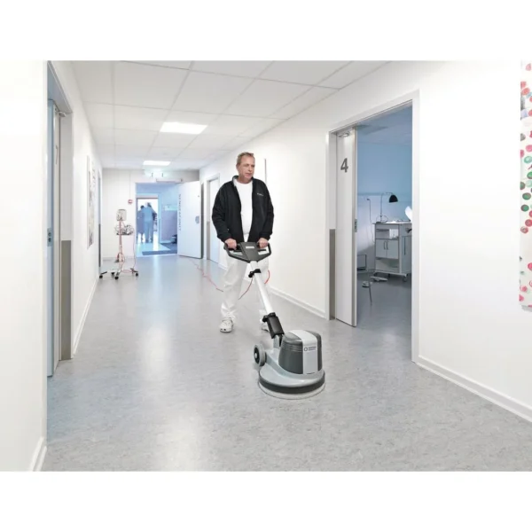 Skuremaskin NILFISK FM400L