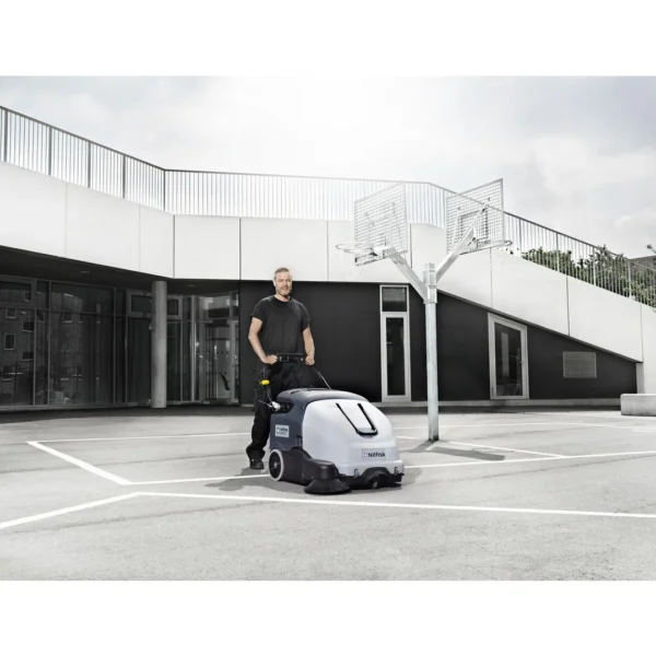 Feiemaskin NILFISK SW900