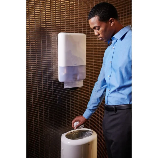 Dispenser TORK tørkeark multif H2 hvit