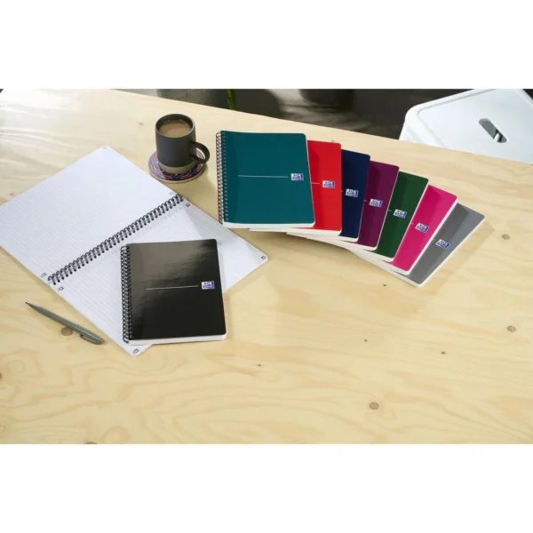 Notatbok OXFORD Essentials A5 linjer ass