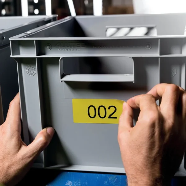 Etikett AVERY polyester 99x42 gul (240)