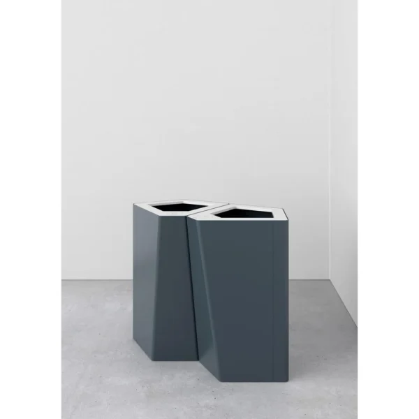 Avfallsbeholder KITE u lokk 70L antrasit